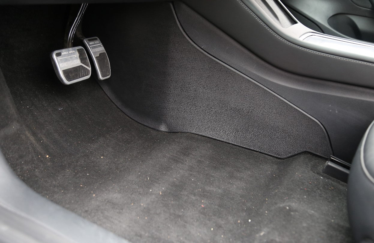 Model 3 Keskikonsolin sivujensuoja