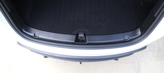Tesla Model Y – randbescherming voor achterklep – productafbeelding 2