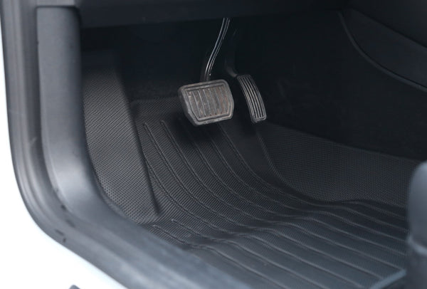 Model 3 all-weather floor mats