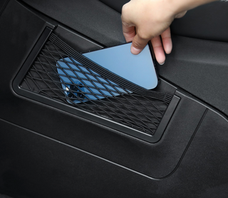 Tesla Model Y – PP-zijbeschermers voor de middenconsole – productafbeelding 3
